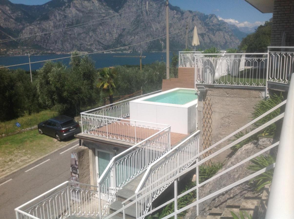 Villa Arianna Panoramic Apartments Malcesine Extérieur photo