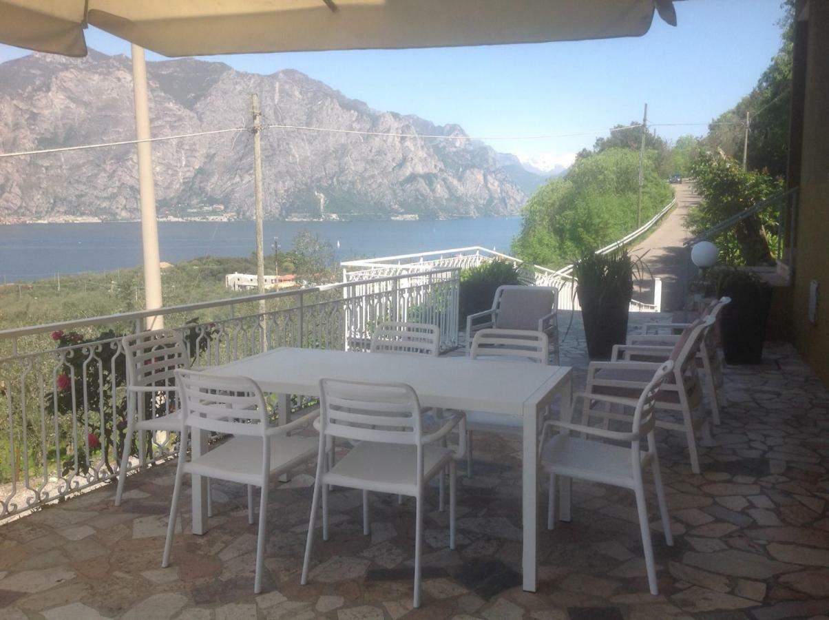 Villa Arianna Panoramic Apartments Malcesine Extérieur photo